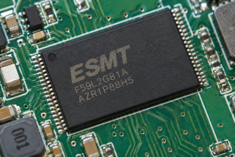 آیسی حافظه NAND Flash مدل F59L2G81A برند ESMT ظرفیت 2Gb پکیج TSOP-48
